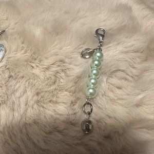 Zipper Pull